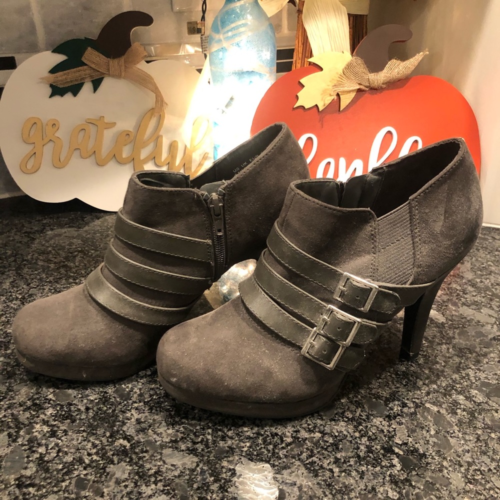Fergalicious Shootie 8.5